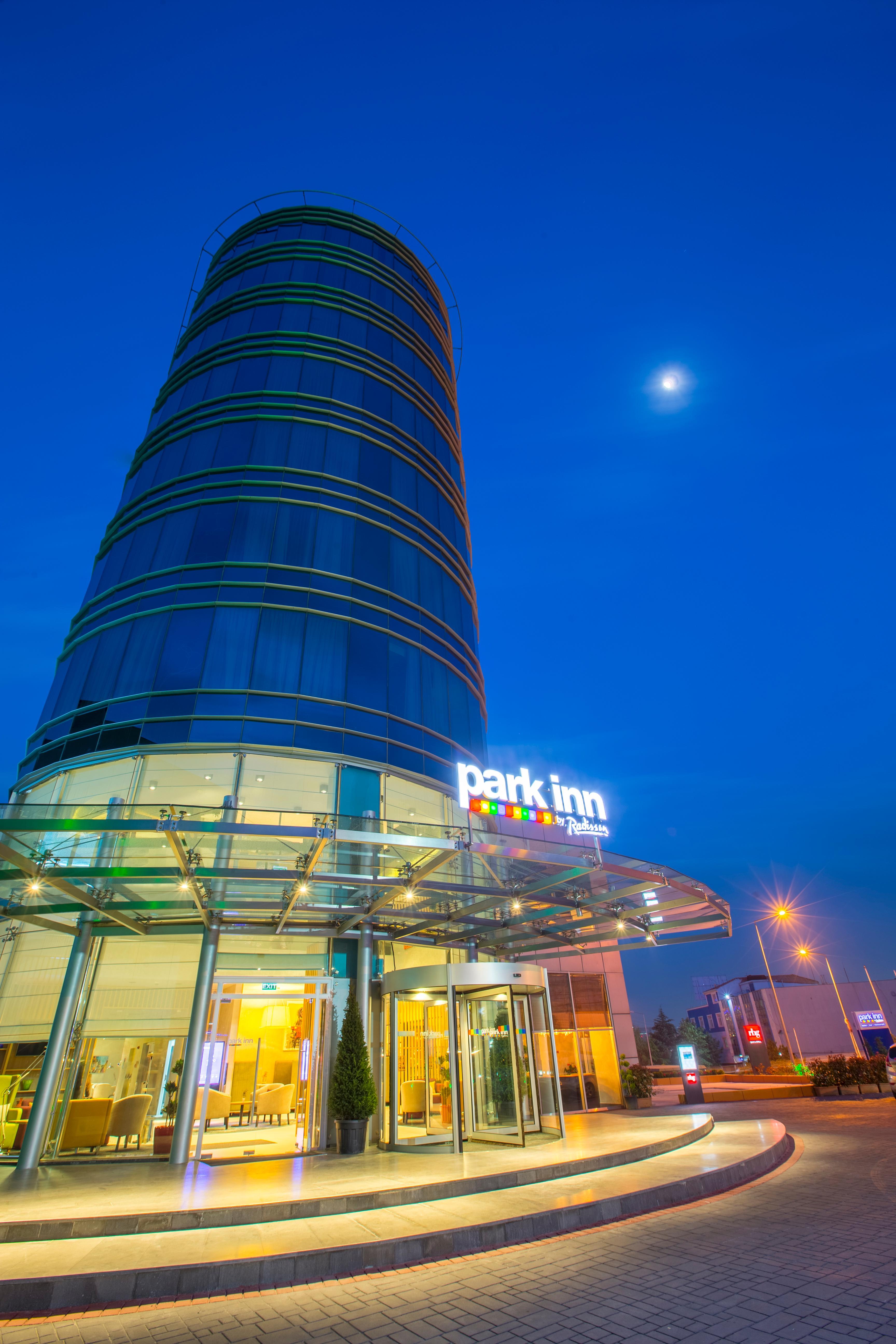 Park By Radisson Ataturk Airport Otel 5*