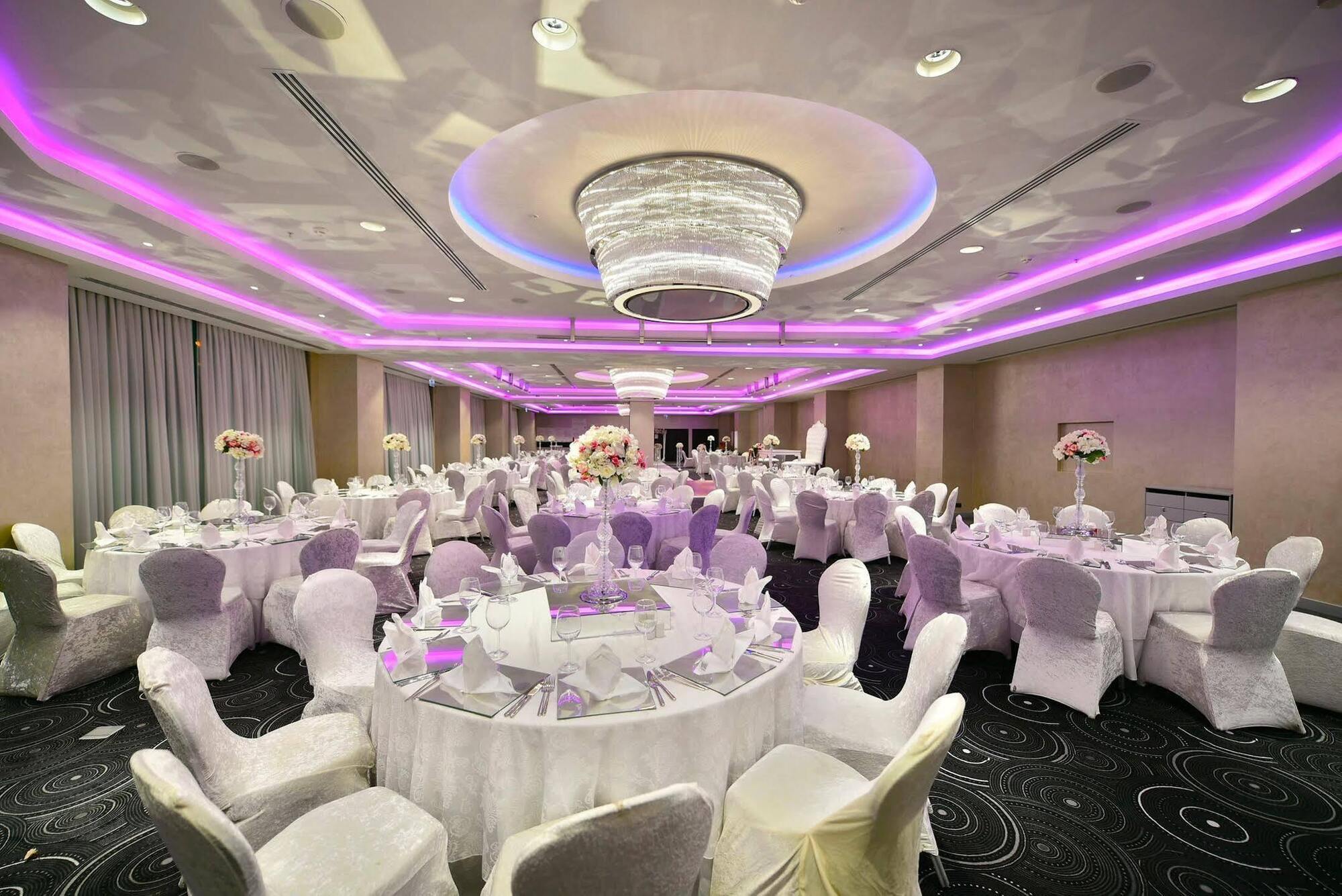 Otel Park By Radisson Ataturk Airport