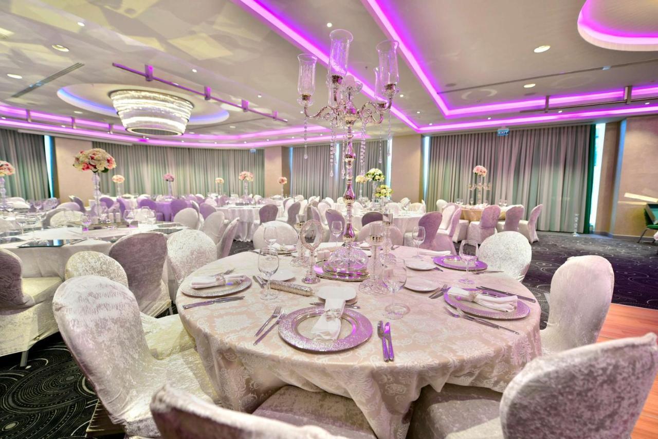 Otel Park By Radisson Ataturk Airport 5*